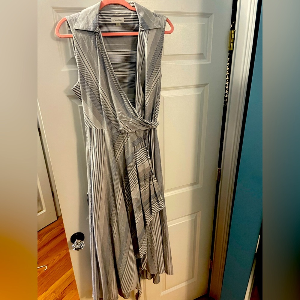 Calvin kleinn wrap sleeveless dress